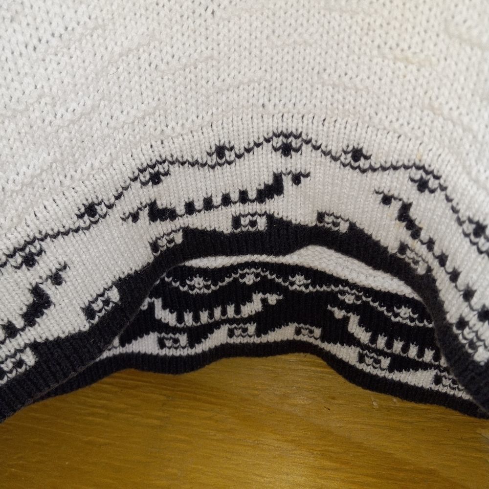Vintage Generra 80s/90s Knitted Sweater - Picture 3 of 5